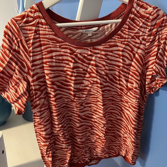 Beautiful colourful blouse - Picture 2 of 4